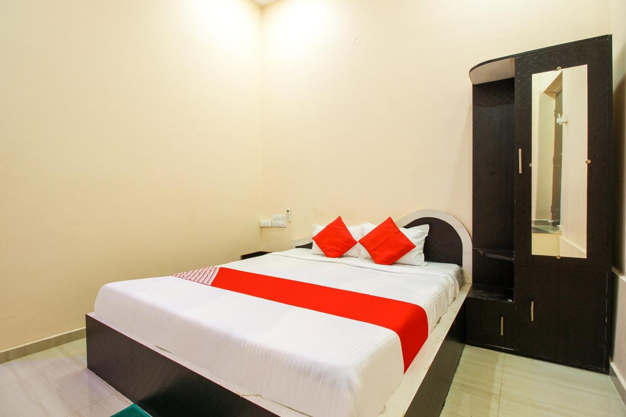 Oyo 70694 Hotel Green Park Resort Silari Экстерьер фото
