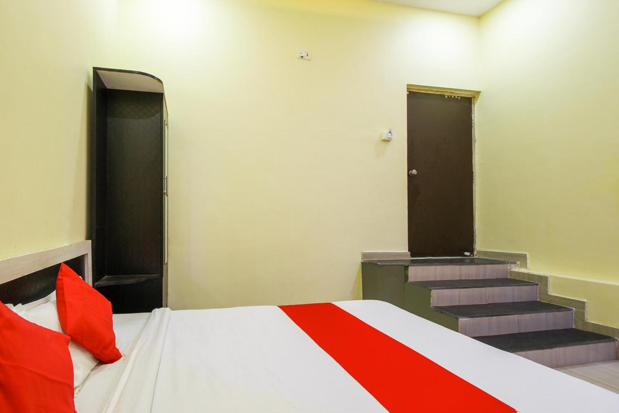 Oyo 70694 Hotel Green Park Resort Silari Экстерьер фото