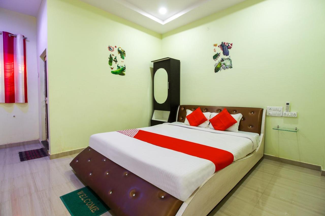 Oyo 70694 Hotel Green Park Resort Silari Экстерьер фото